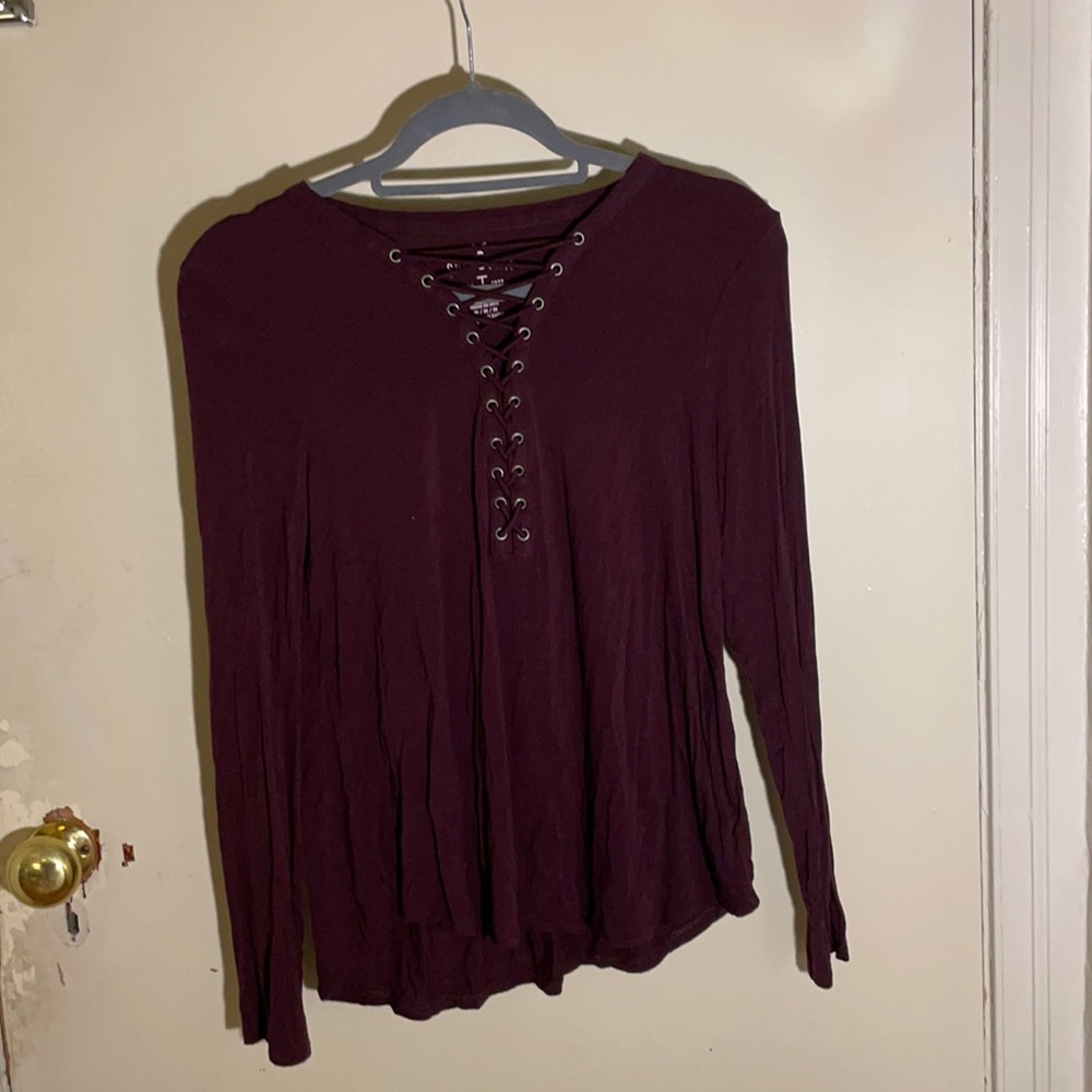 AE lace up long sleeve burgundy